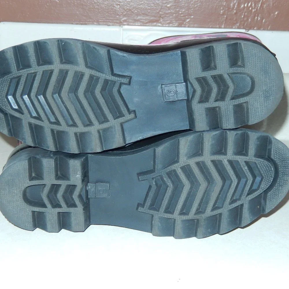 BearPaw Rain Boots Charlie Pink Gray Black Rubber Pull On Strap Buckle 6